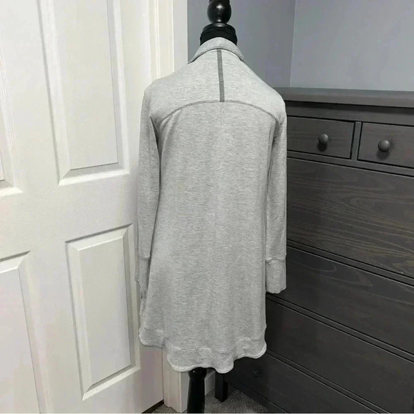 L.L. Bean  Cardigan - Picture 3 of 4